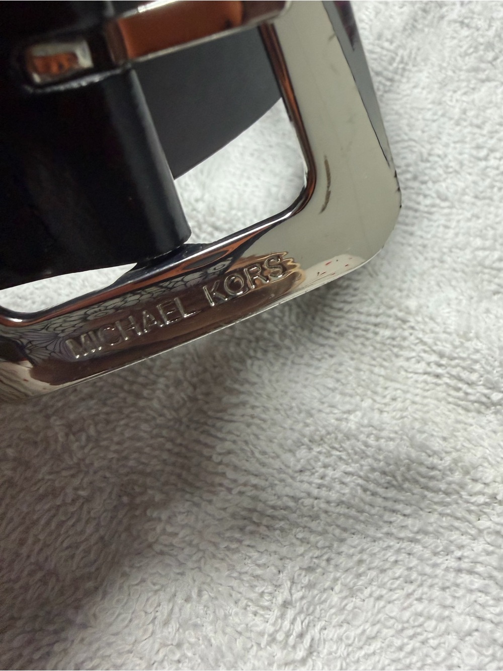 Michael Kors Black Faux Leather Women’s Belt with Silver Buckle M - Picture 2 of 7
